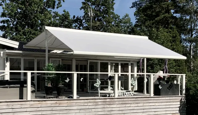 Terrassmarkis StyRa DUO