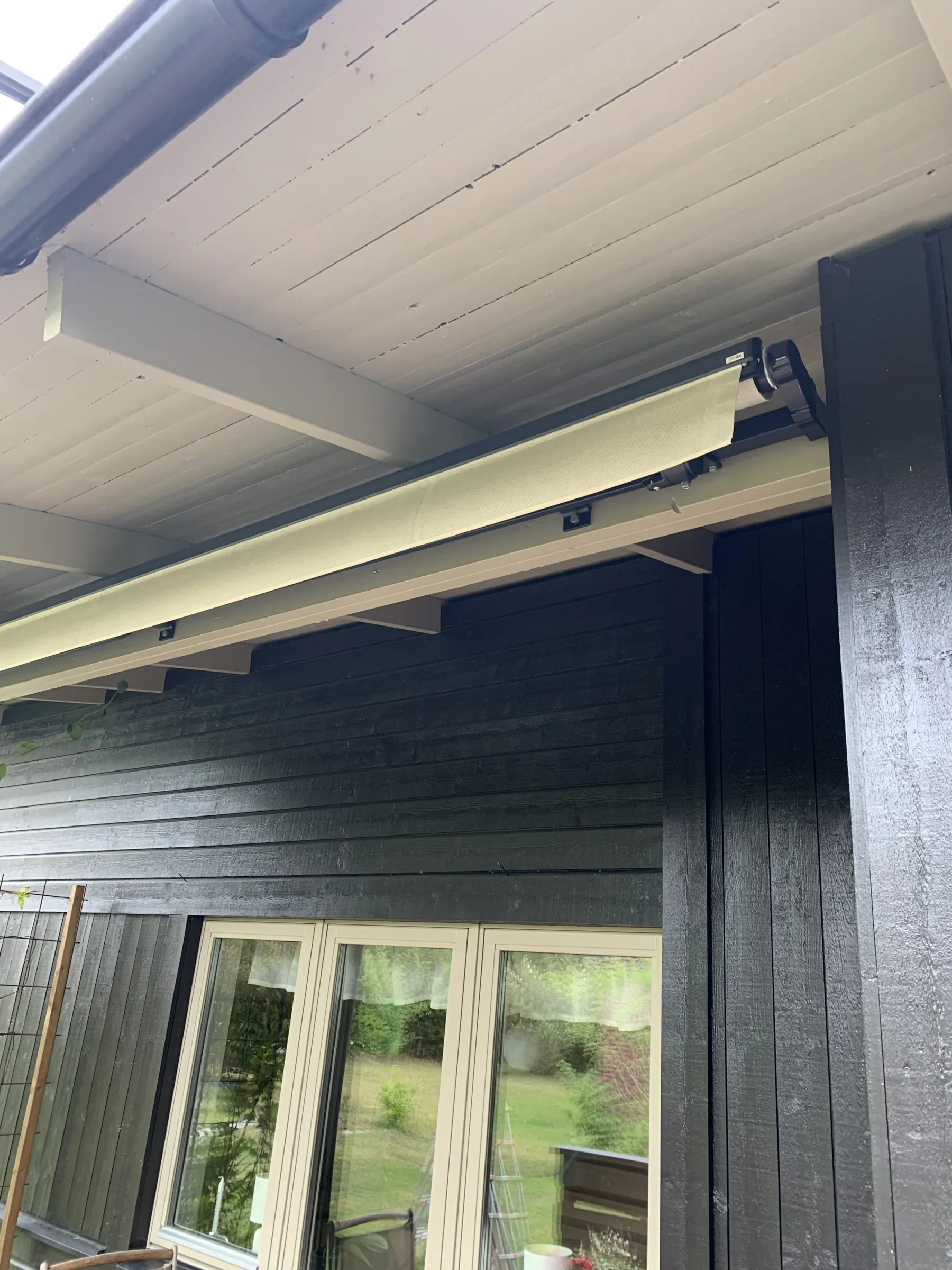 Terrassmarkis T230