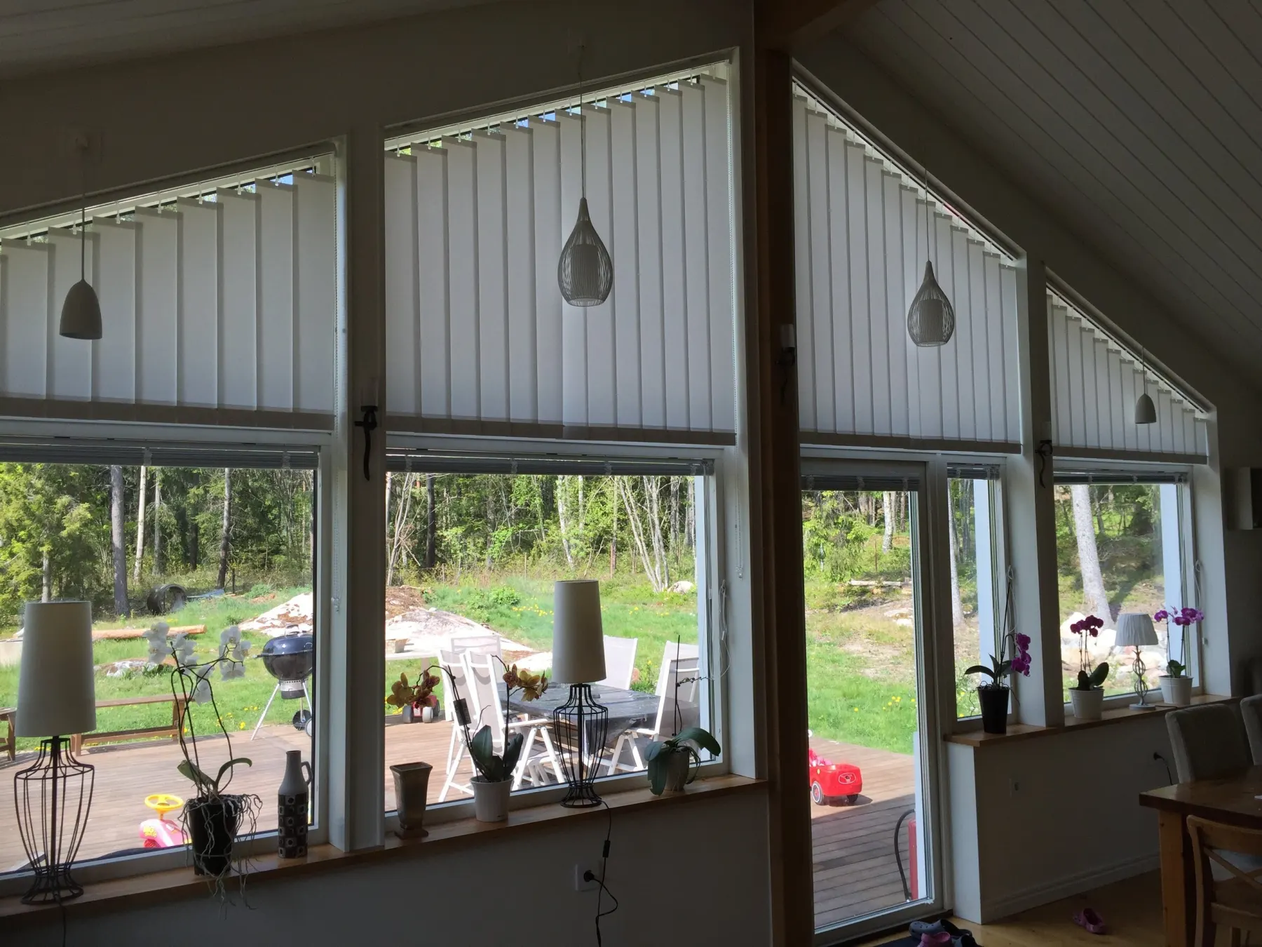 Lamellgardin StyRa modell lutande