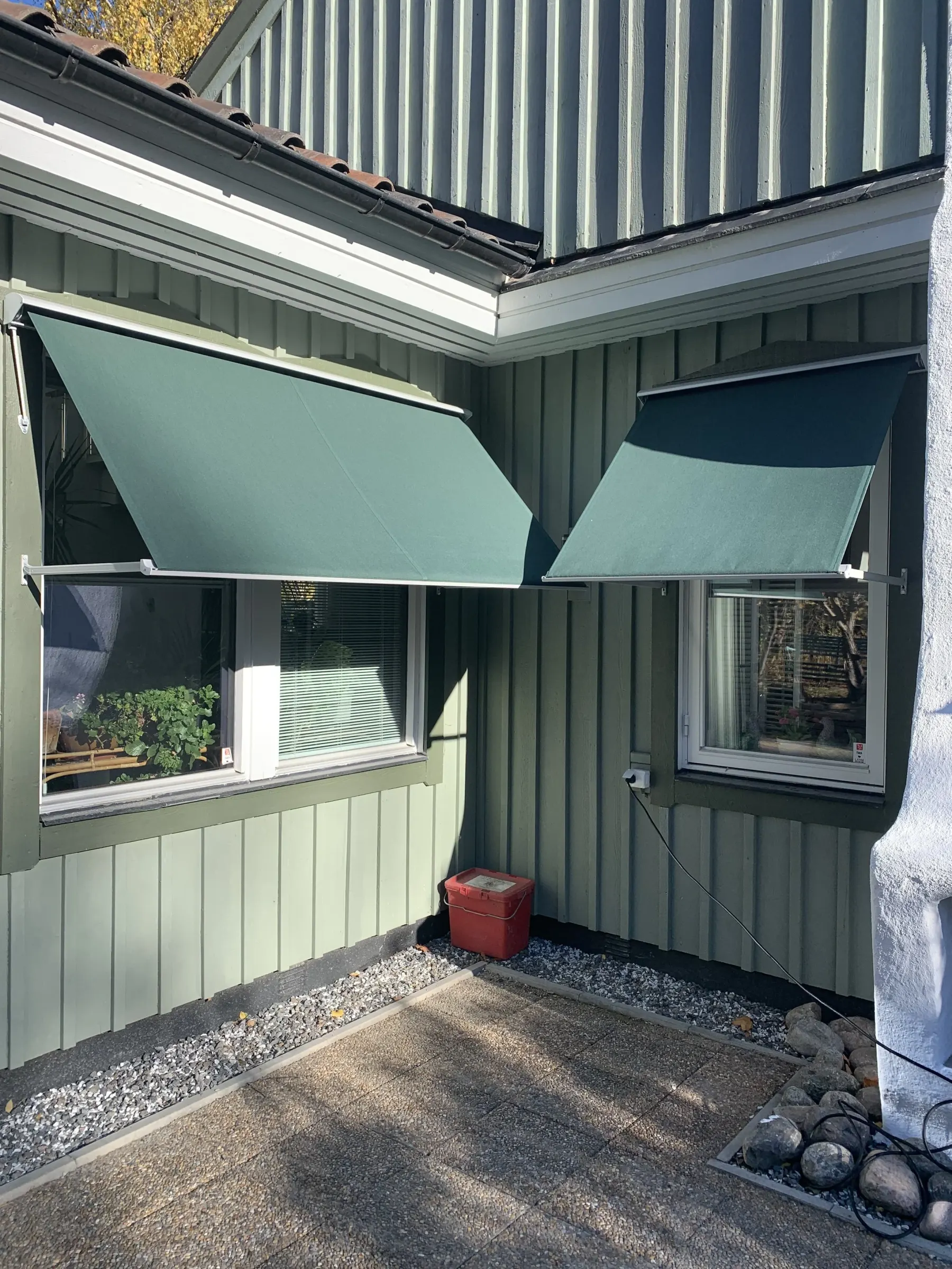Kassettmarkis StyRa F320 med band reglage