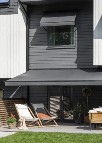 Terrassmarkis StyRa T420 / Kassettmarkis StyRa F320