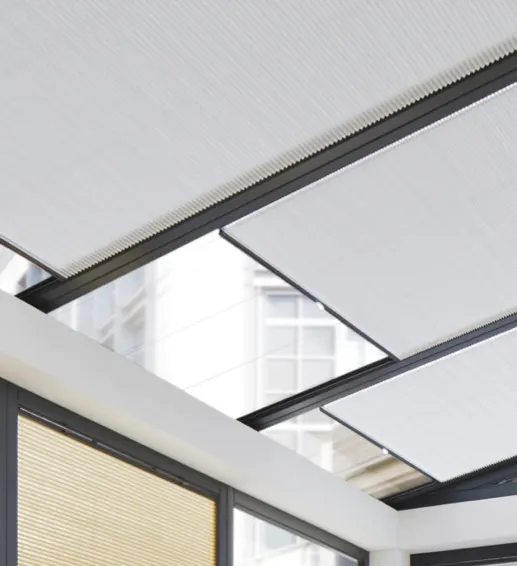 Plissegardin Plafond takfönster