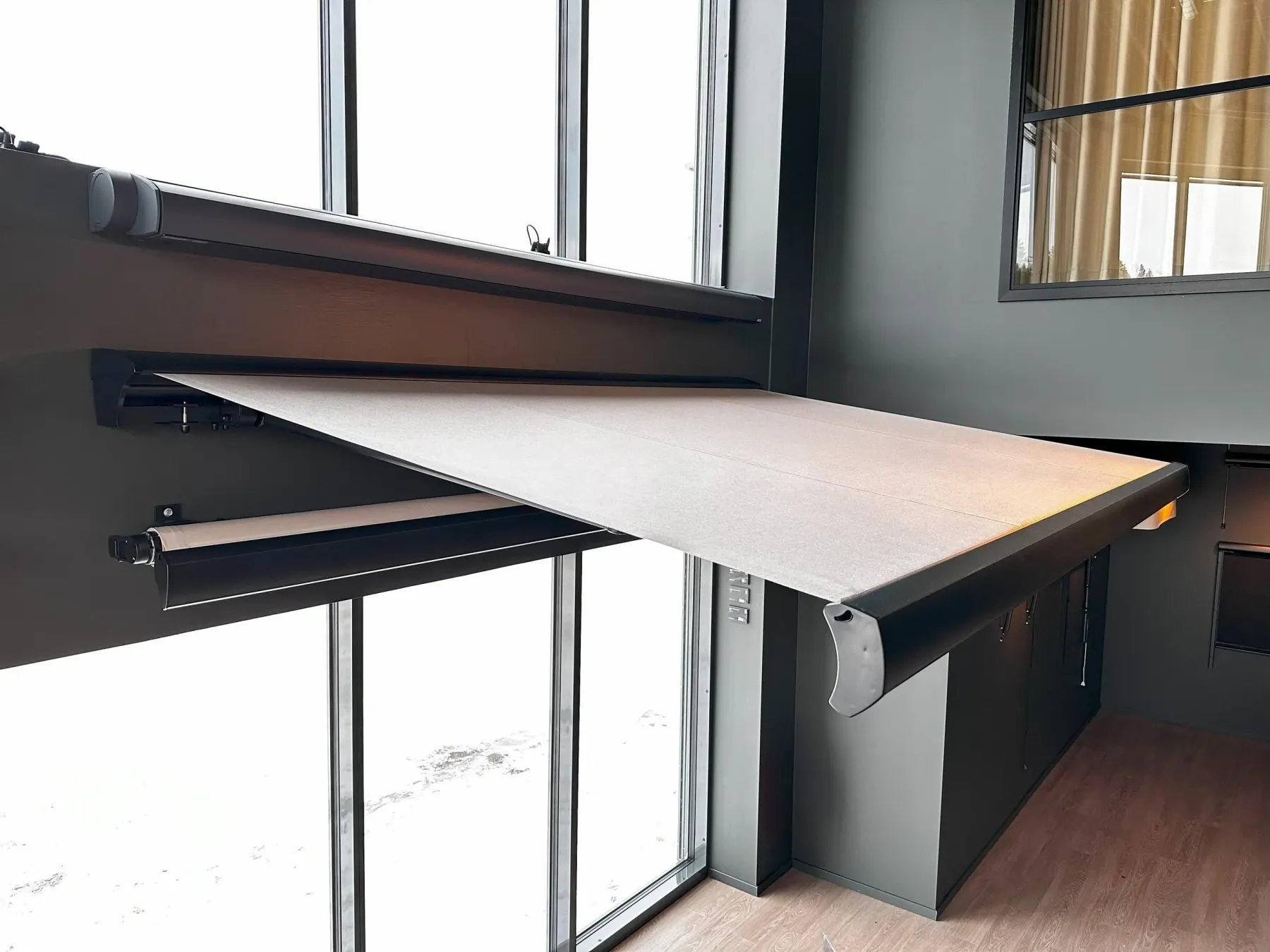 Terrassmarkis T230