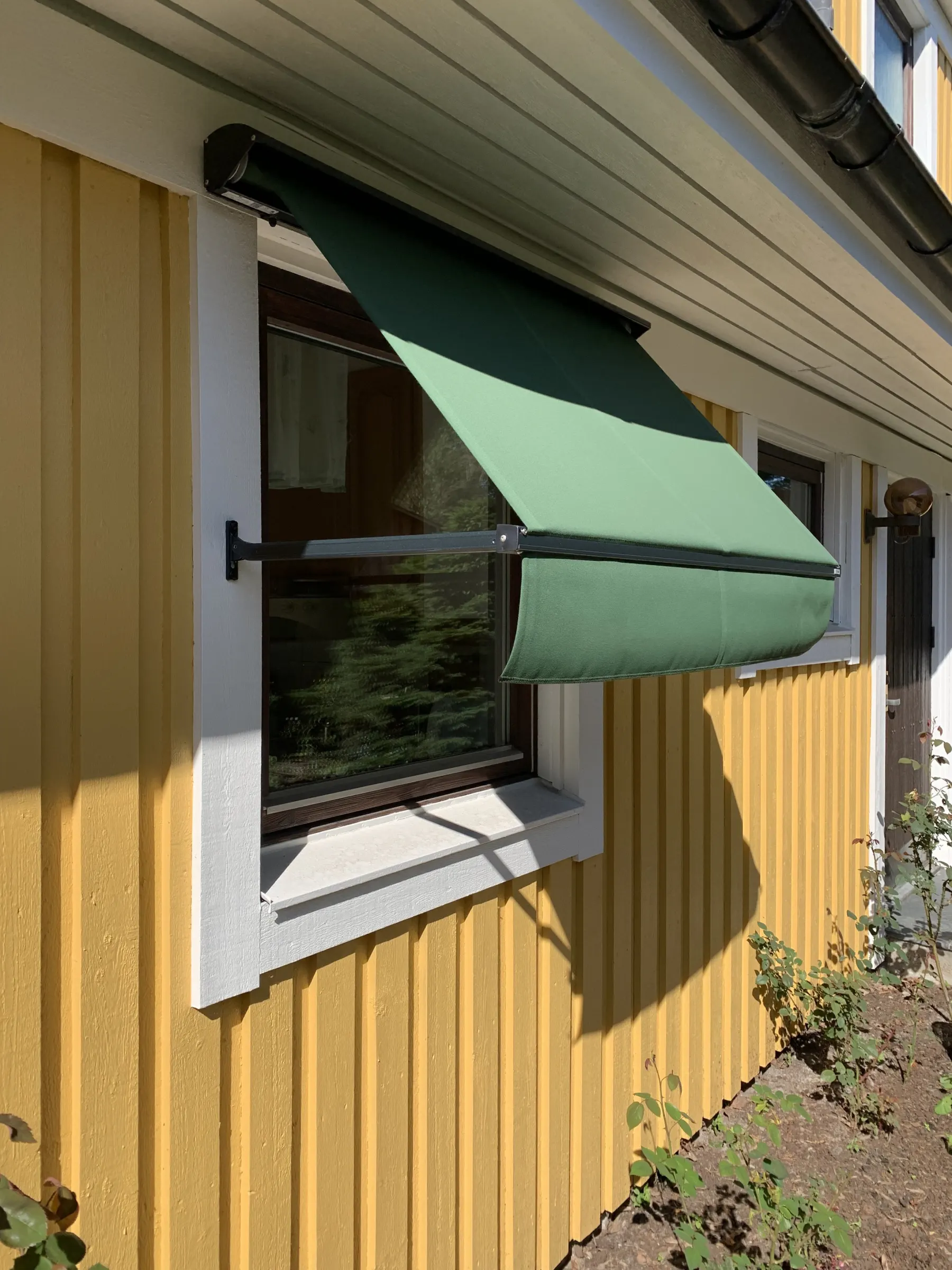 Kassettmarkis StyRa F320 med band reglage