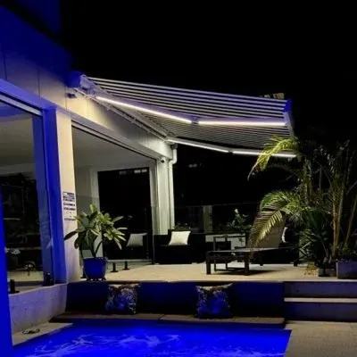 Terrassmarkis StyRa T380 med ledbelysning
