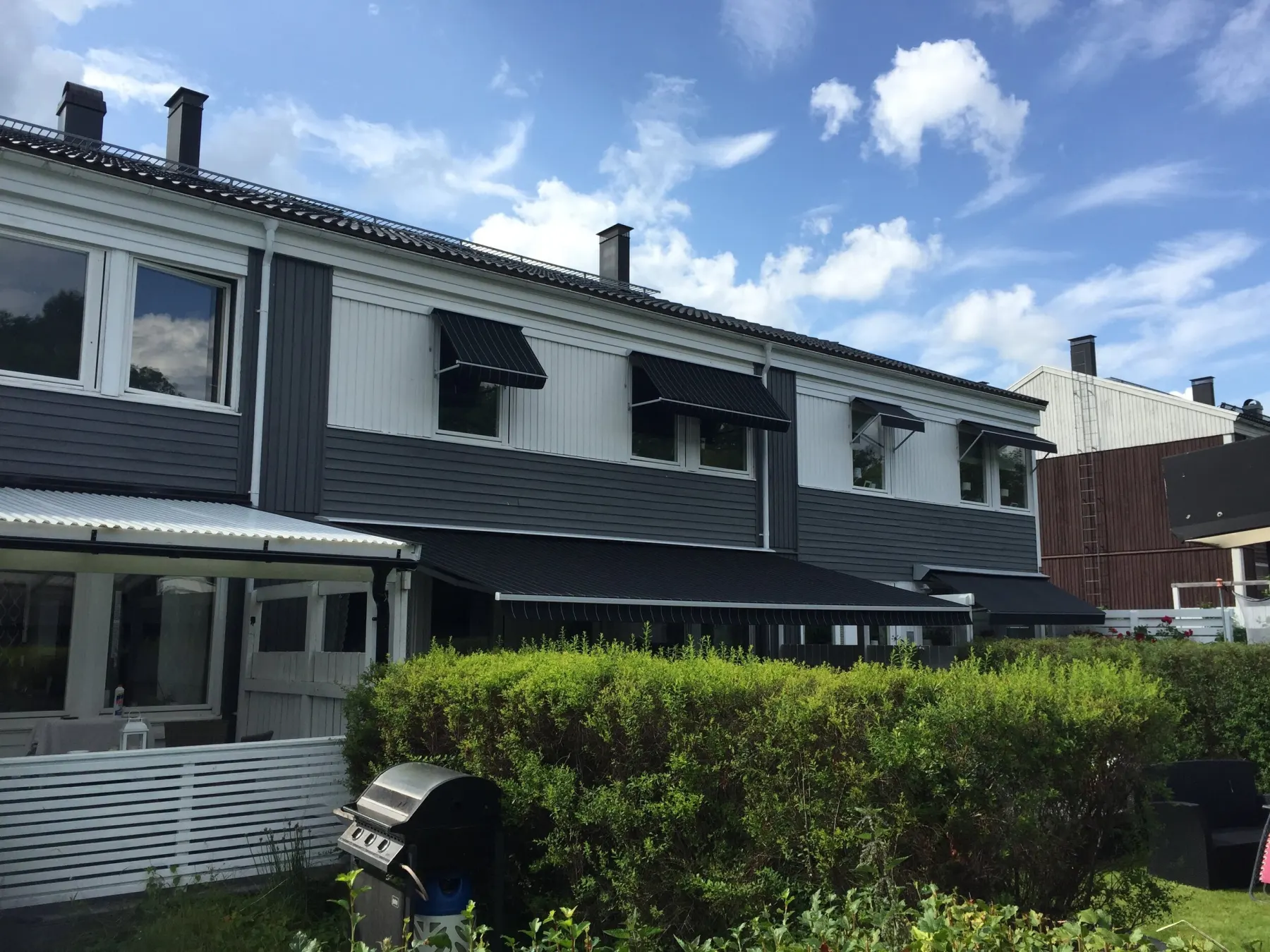 Terrassmarkis StyRa T420 / Kassettmarkis StyRa F320