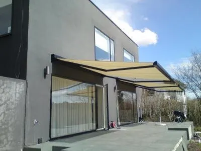 Terrassmarkis T720